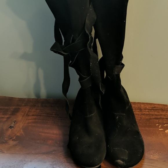 Wrap Boot - Picture 2 of 4